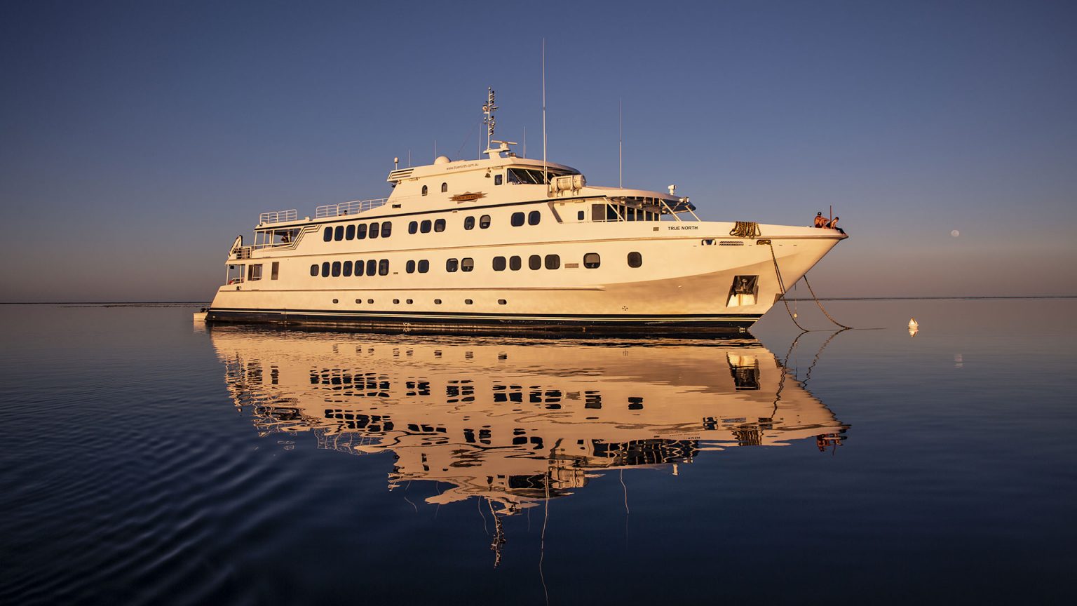 rowley shoals cruises prices